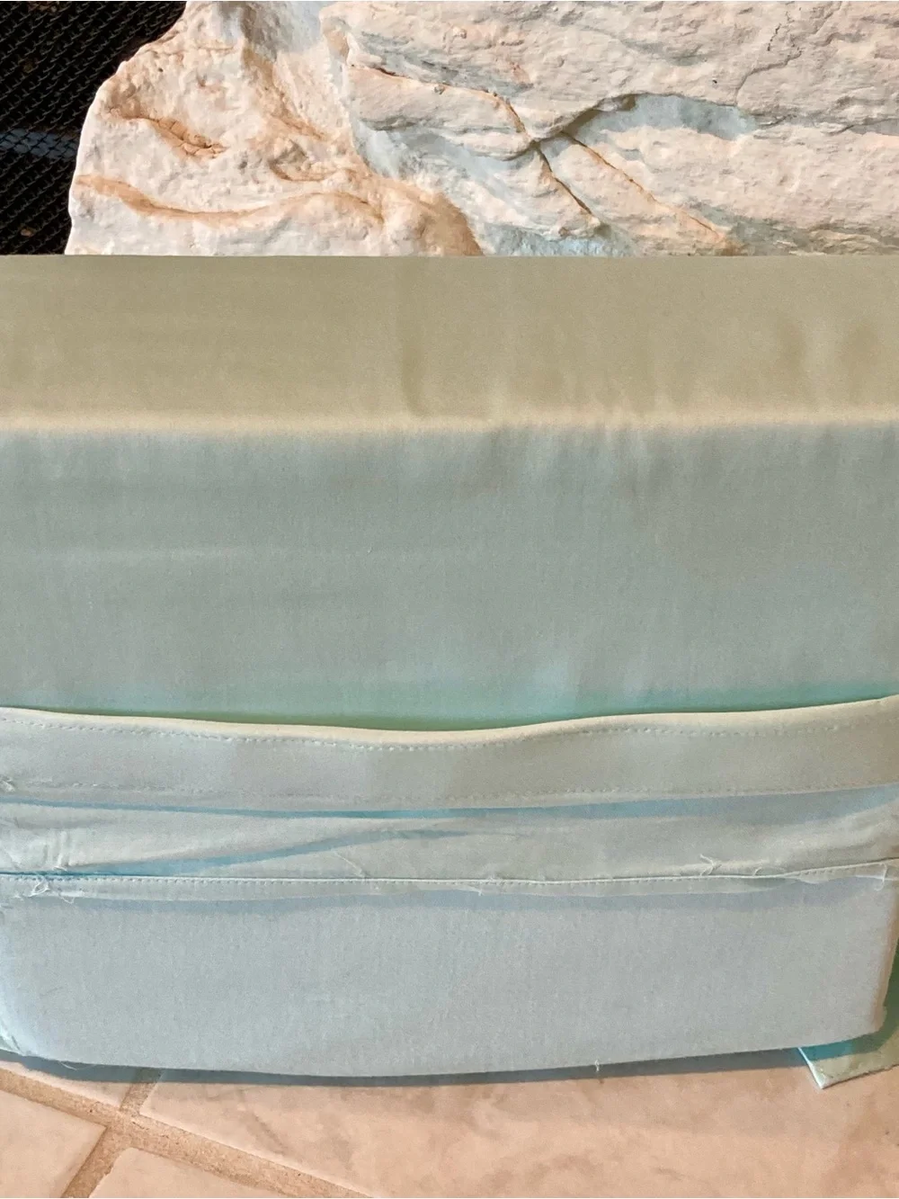 NWOT kate spade king sized 100% cotton sateen sheet set in powder blue